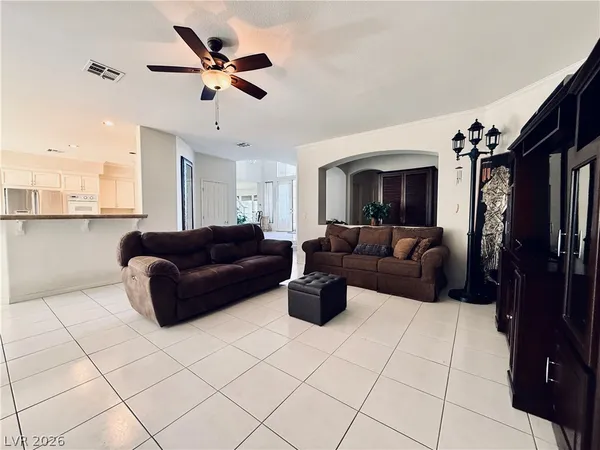 $3,995 | 2429 Tour Edition Drive, Henderson, NV 89074