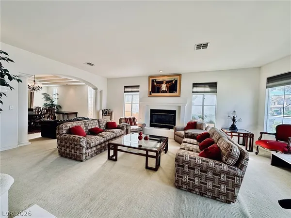 $3,995 | 2429 Tour Edition Drive, Henderson, NV 89074