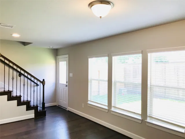 $3,000 | 10828 Brittmoore Oaks Place, Houston, TX 77043