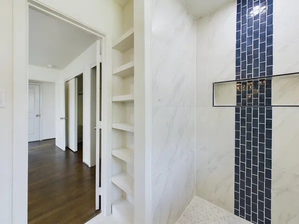 $3,200 | 2231 Latexo Drive, Houston, TX 77018