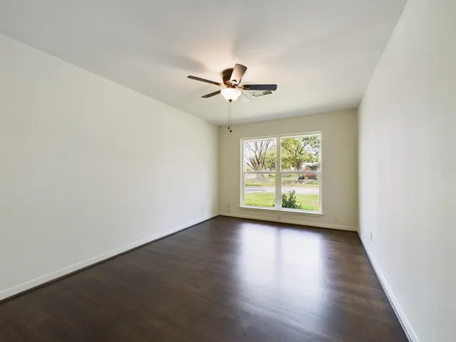 $3,200 | 2231 Latexo Drive, Houston, TX 77018