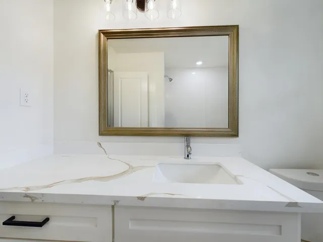 $3,200 | 2231 Latexo Drive, Houston, TX 77018