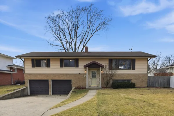 $539,000 | 130 North Horner Lane, Mount Prospect, IL 60056
