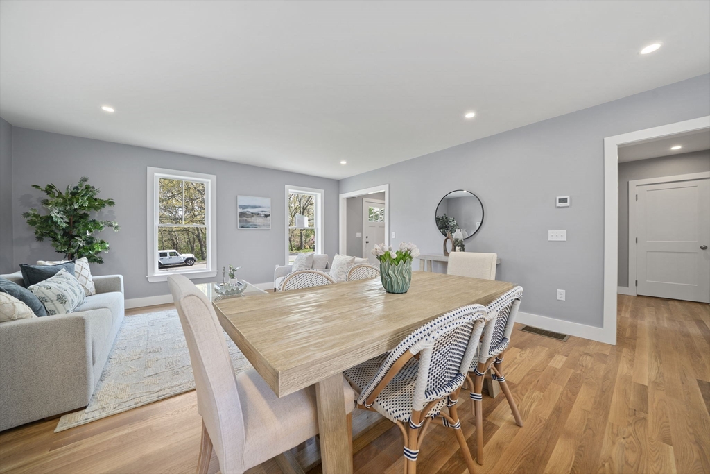 40 Signal Hill Road Marshfield, MA 02050 - Photo 7 of 39