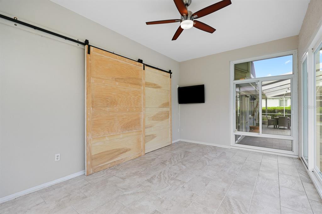 5208 Laurel Pointe Drive Valrico, FL 33596 - Photo 19 of 61 a view of an empty room with a window