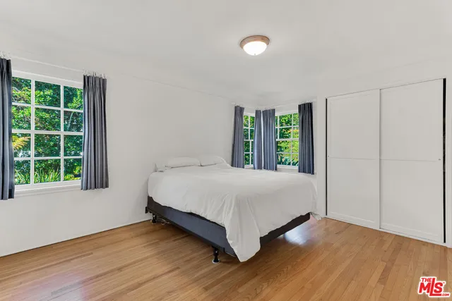 a view of a livingroom with a fireplace