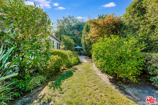 $8,300 | 11951 Landale Street, Studio City, CA 91607