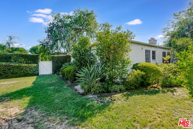 $8,300 | 11951 Landale Street, Studio City, CA 91607