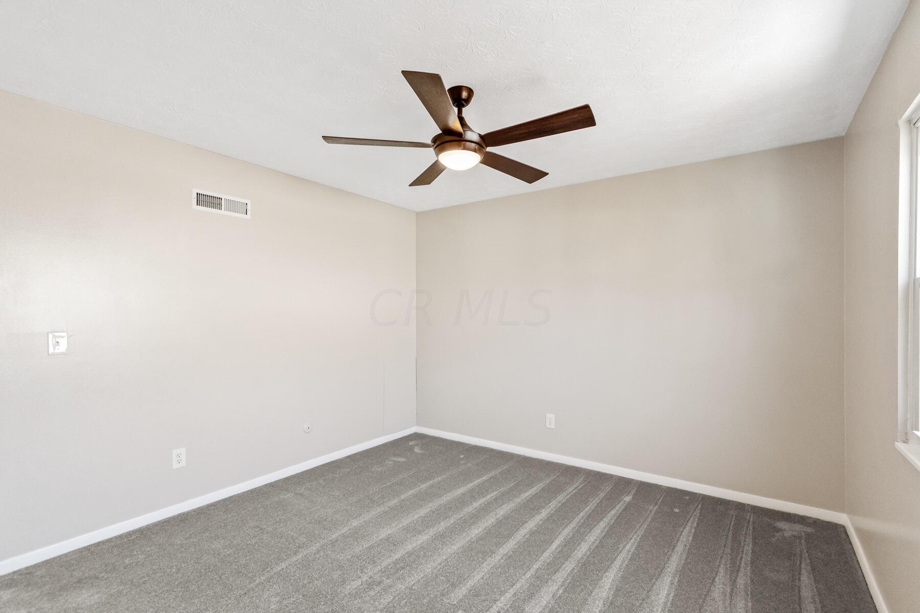 559 Harding Lane Delaware, OH 43015 - Photo 19 of 38 Bed 1