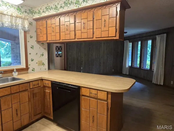 $255,000 | 16043 County Road 624, Dexter, MO 63841
