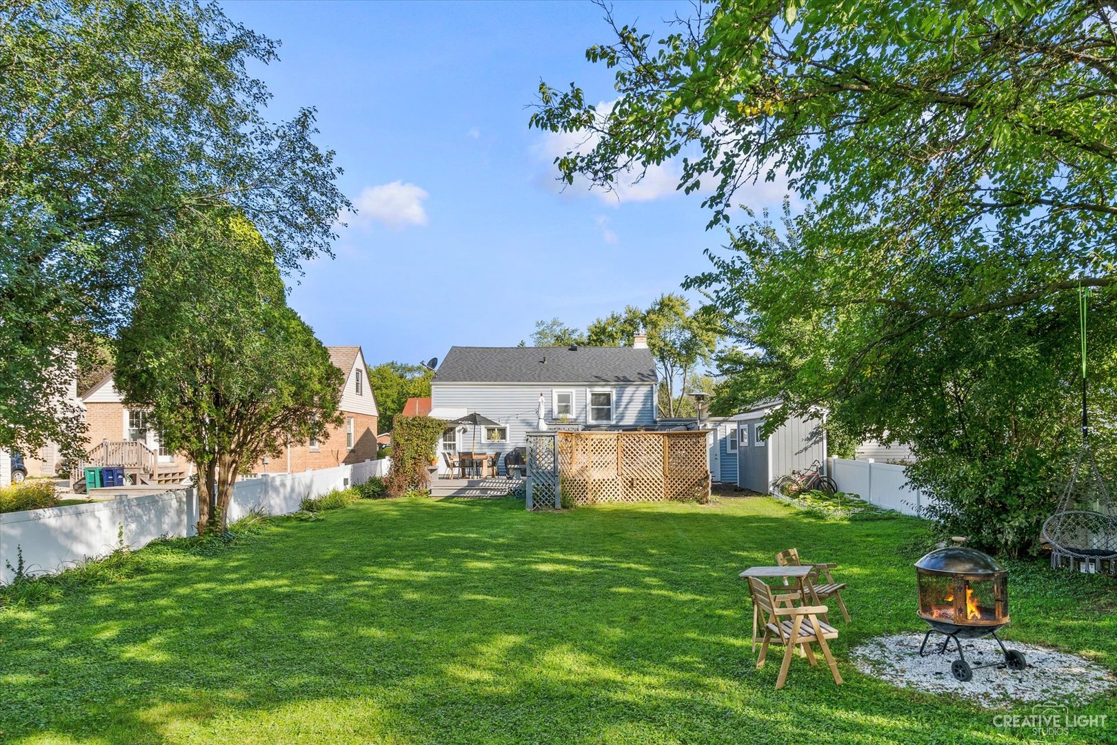 235 West Hickory Road Lombard, IL 60148 - Photo 23 of 23 a front view of a house with garden