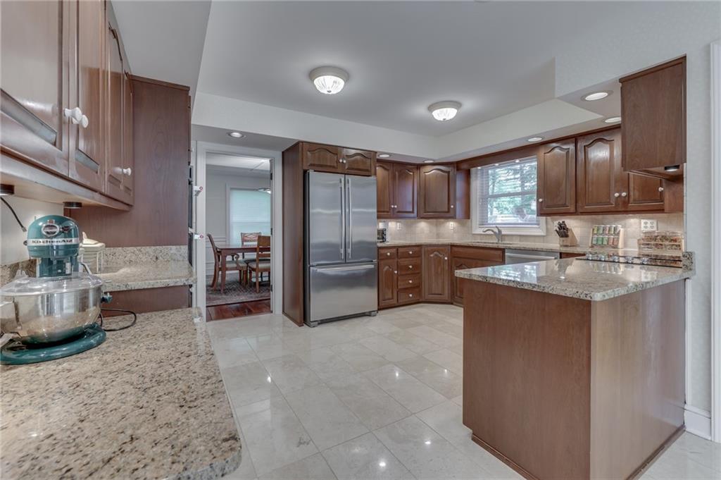 7115 Dean Road Indianapolis, IN 46250 - Photo 17 of 44