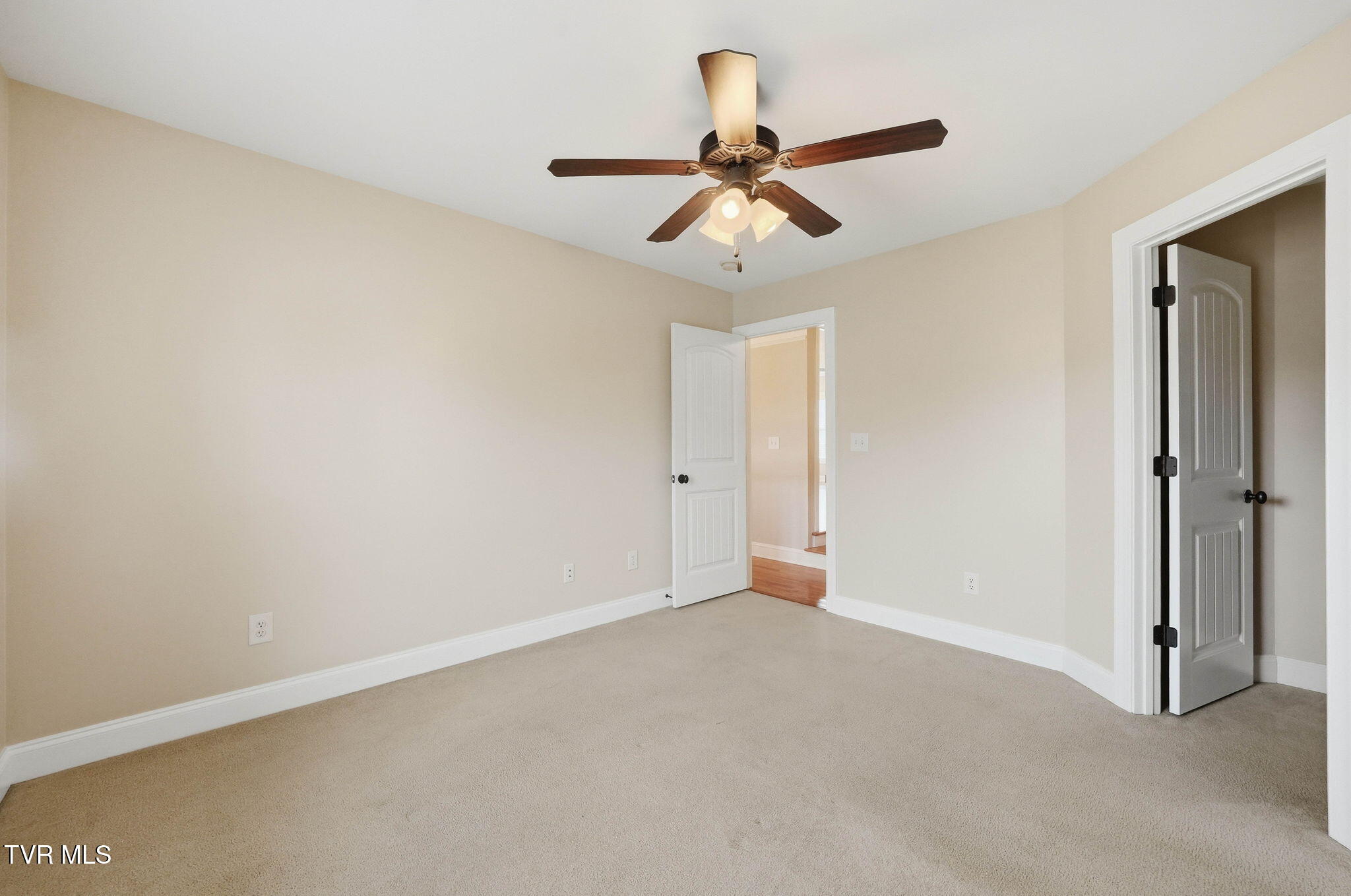 177 Sunset Meadows Court Gray, TN 37615 - Photo 33 of 54 177 Sunset Meadows Court