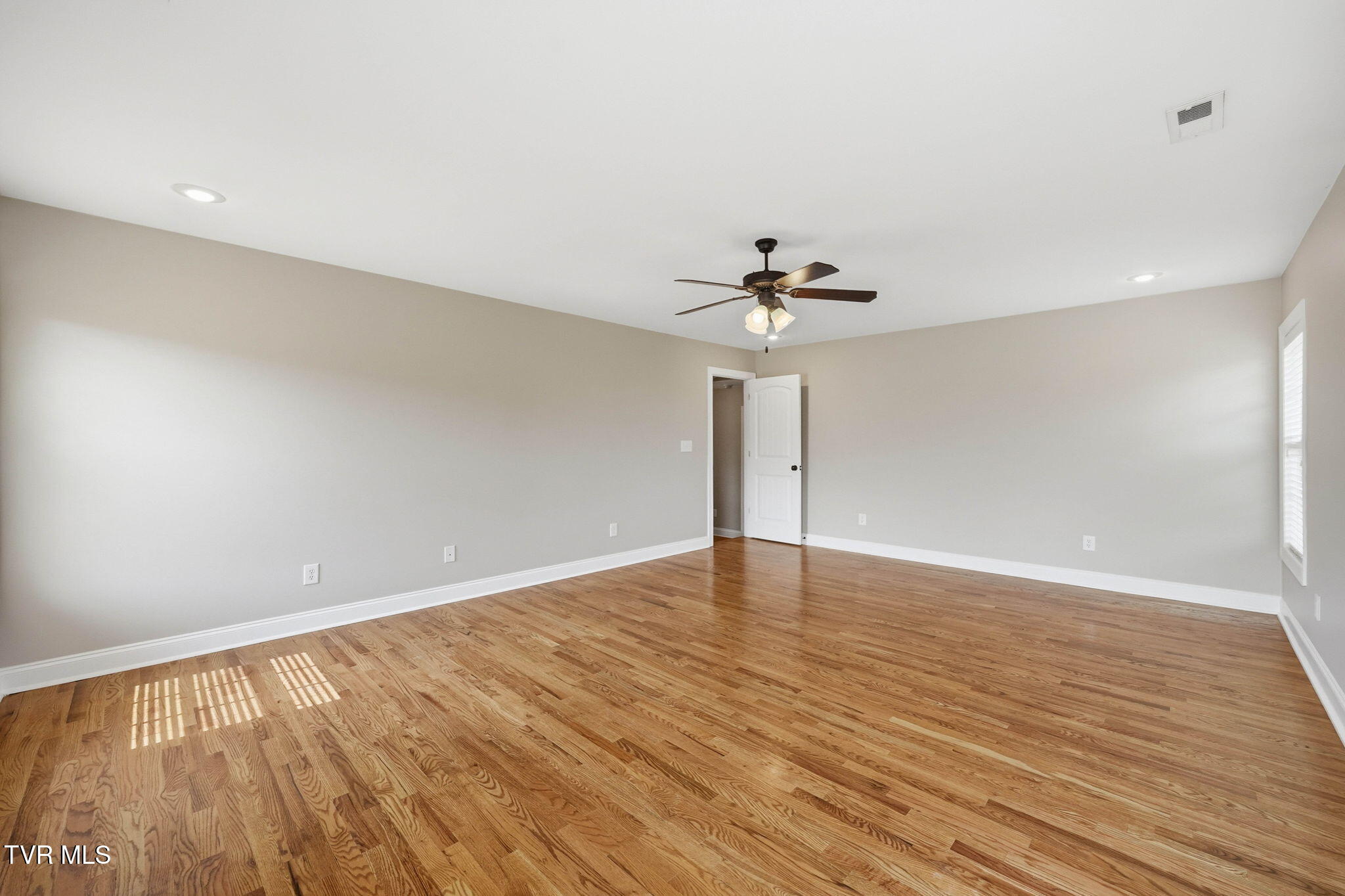 177 Sunset Meadows Court Gray, TN 37615 - Photo 34 of 54 177 Sunset Meadows Court