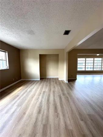 $1,650 | 100 El Camino Drive, Unit 309, Winter Haven, FL 33884