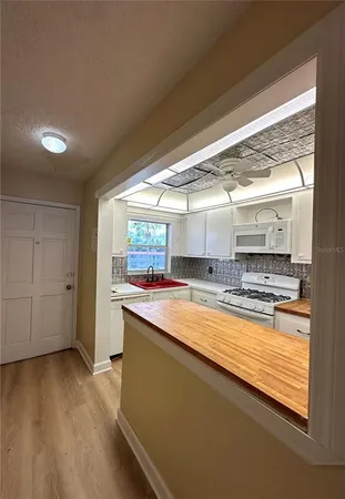 $1,650 | 100 El Camino Drive, Unit 309, Winter Haven, FL 33884