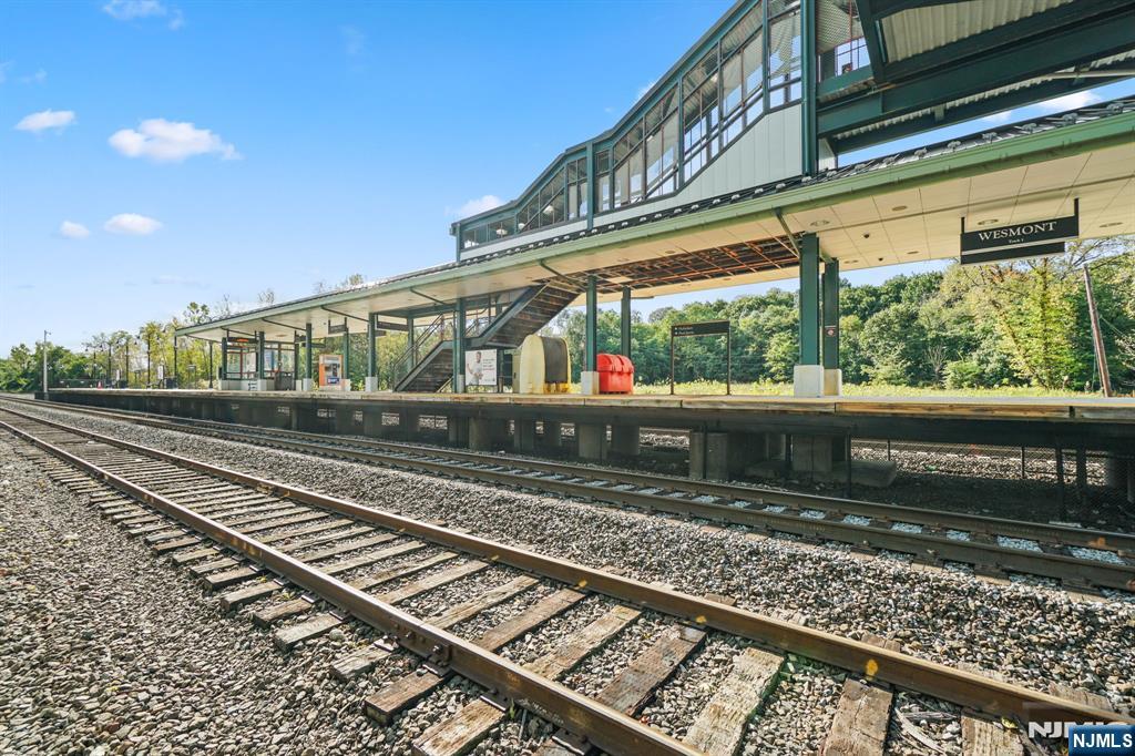 69 Arnold Drive, Unit 5810 Wood-Ridge, NJ 07075 - Photo 40 of 45 a view of a train station