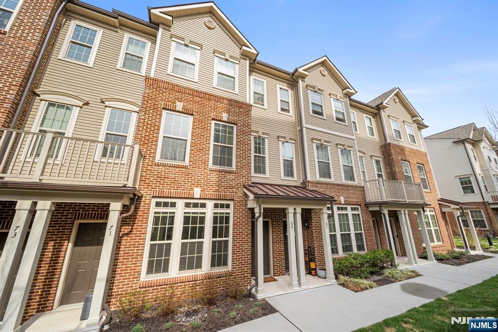 69 Arnold Drive, Unit 5810 Wood-Ridge, NJ 07075 - Photo 4 of 45