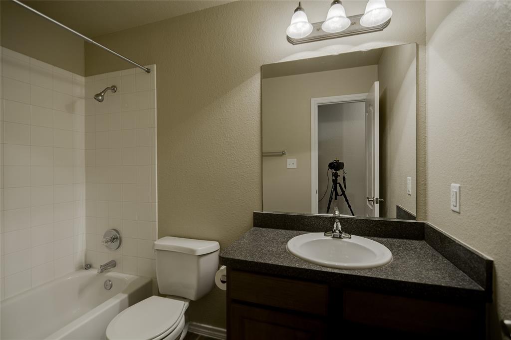 706 Parkplace Ridge Princeton, TX 75407 - Photo 13 of 19 Gallery Image 13