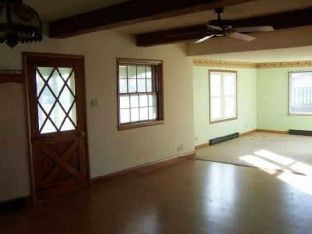627 East Main Street Butler, IN 46721 - Photo 2 of 8