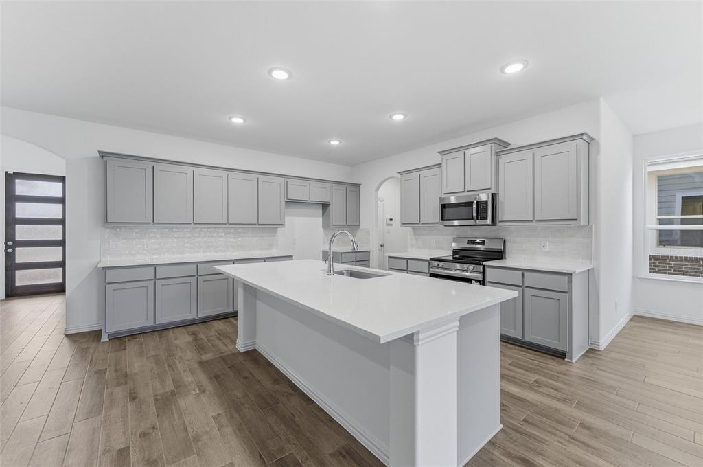 1253 Sabine River Lane Springtown, TX 76082 - Photo 11 of 22