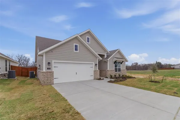 $374,900 | 1253 Sabine River Lane, Springtown, TX 76082