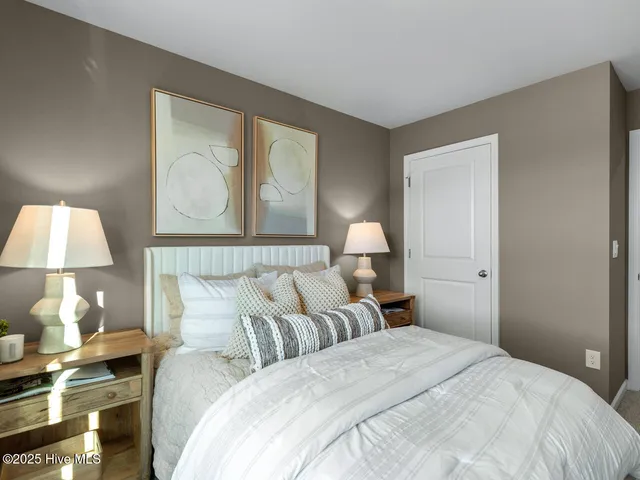 $329,999 | 106 North Grassland Road, Unit 22, Surf City, NC 28445