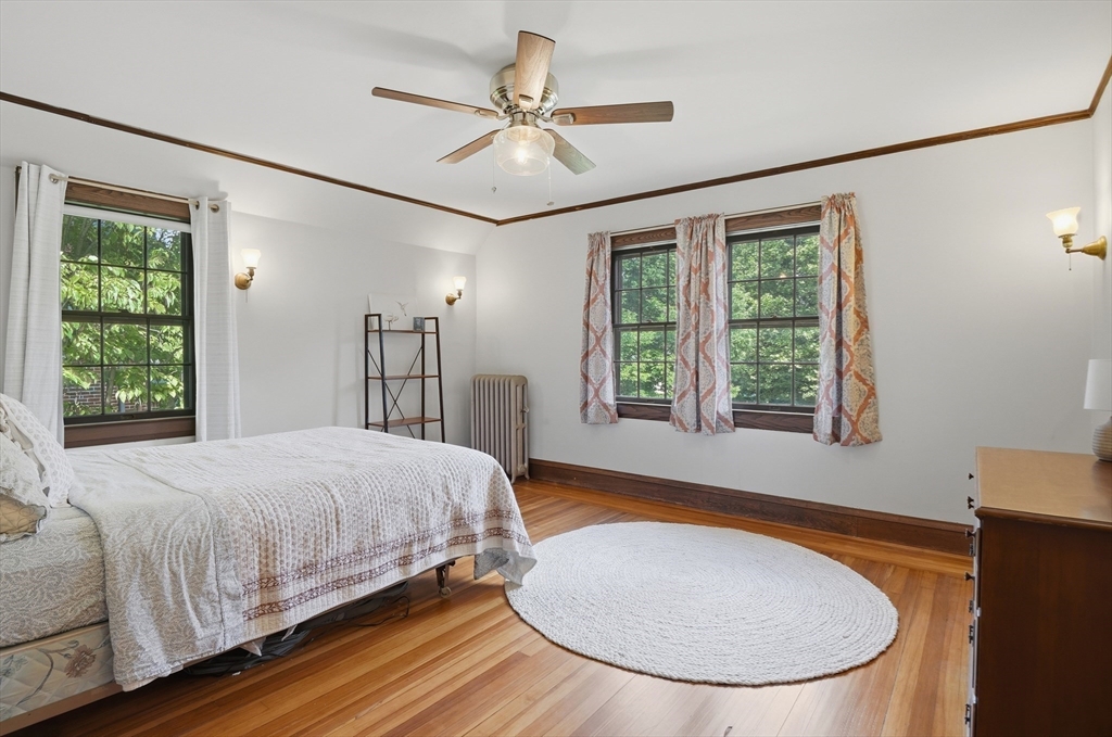 38 Oxford Street Springfield, MA 01108 - Photo 23 of 42