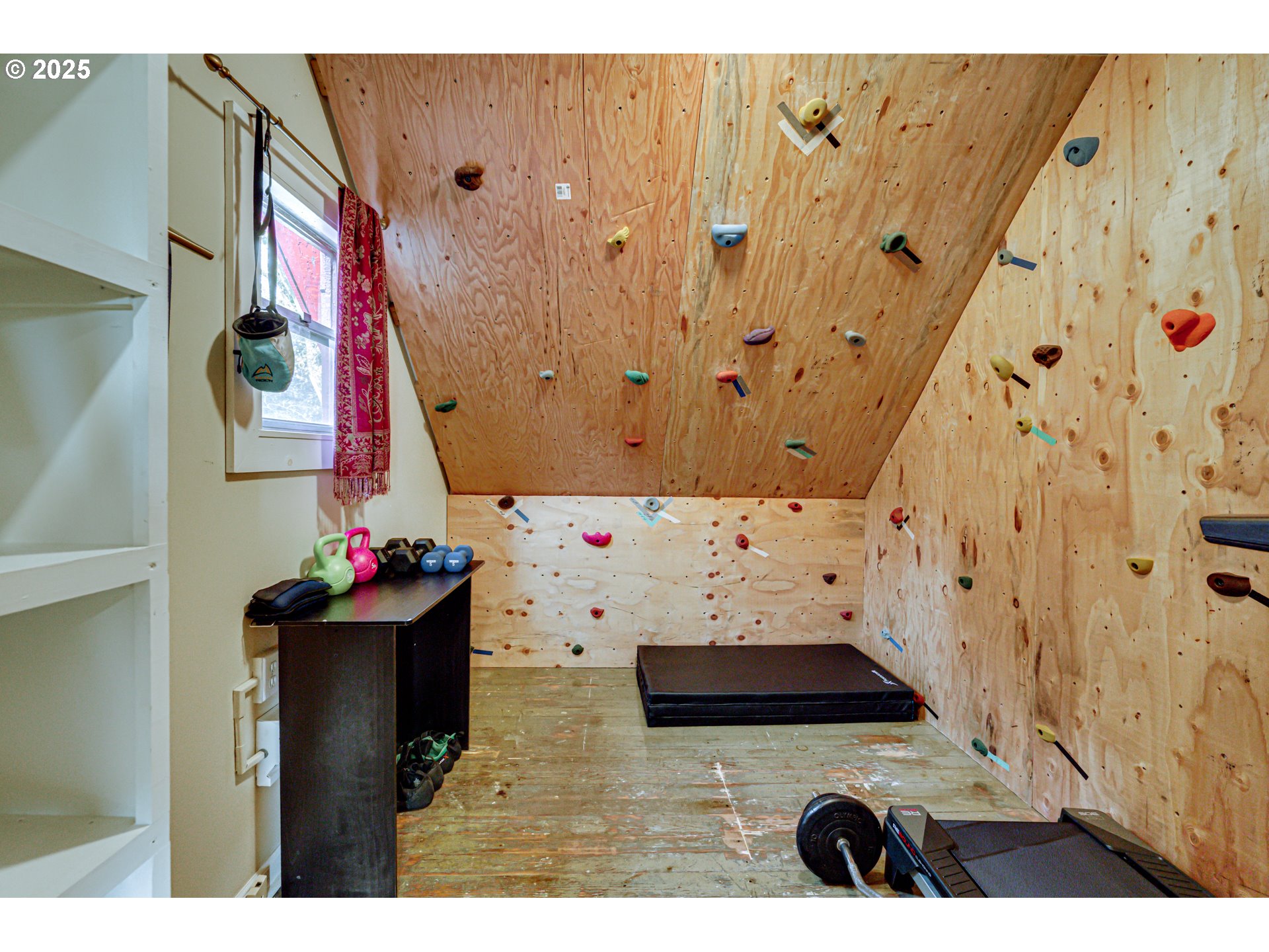 1626 21st Avenue Longview, WA 98632 - Photo 30 of 42 a view of bathroom