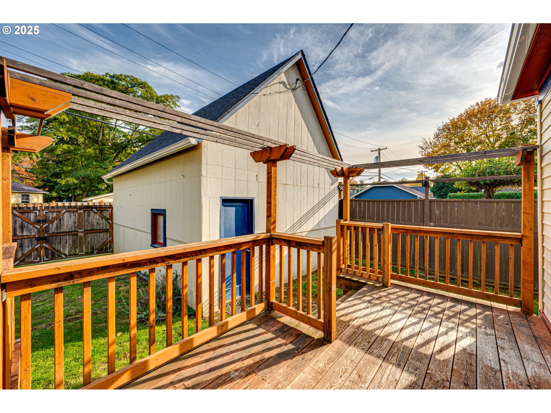 1626 21st Avenue Longview, WA 98632 - Photo 35 of 42 a view of wooden deck
