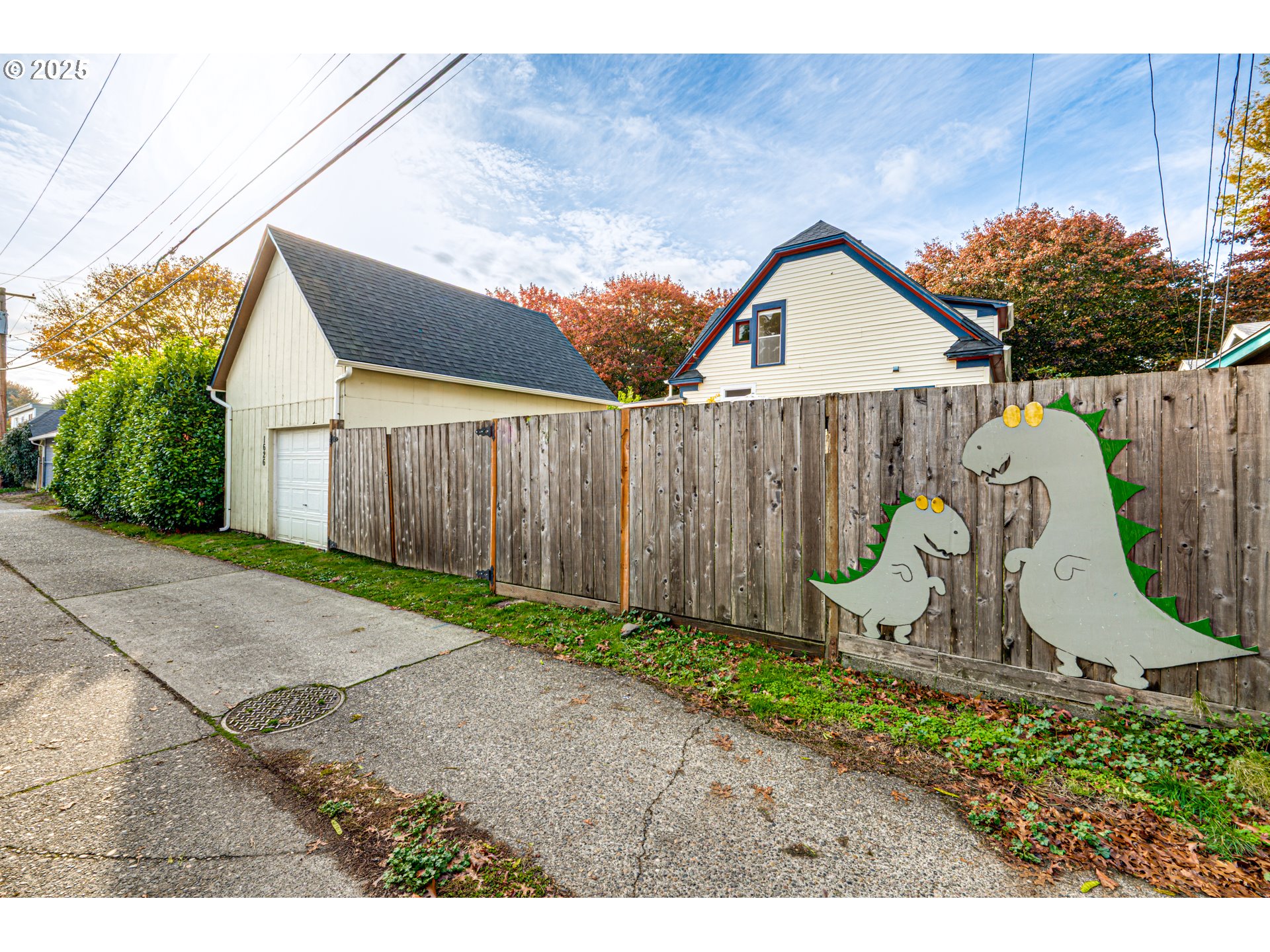 1626 21st Avenue Longview, WA 98632 - Photo 38 of 42 a view of outdoor space and backyard