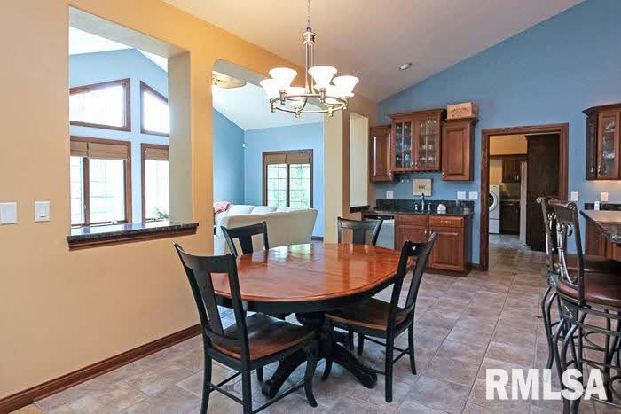 6395 Eagle Ridge Road Bettendorf, IA 52722 - Photo 17 of 24 Gallery Image 17