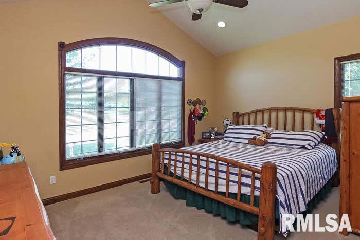 6395 Eagle Ridge Road Bettendorf, IA 52722 - Photo 21 of 24 Gallery Image 21
