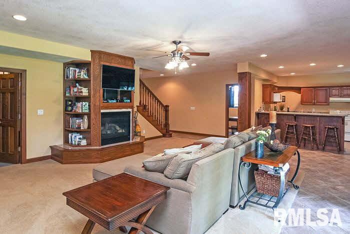 6395 Eagle Ridge Road Bettendorf, IA 52722 - Photo 22 of 24 Gallery Image 22