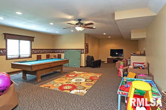 6395 Eagle Ridge Road Bettendorf, IA 52722 - Photo 23 of 24 Gallery Image 23