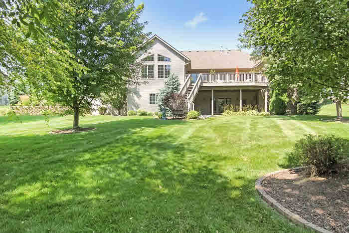 6395 Eagle Ridge Road Bettendorf, IA 52722 - Photo 3 of 24 Gallery Image 3