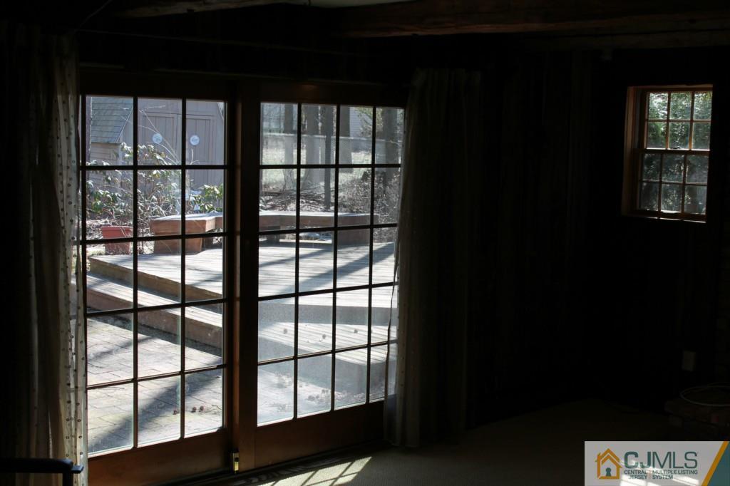 10 Greenwich Road Edison, NJ 08820 - Photo 11 of 25 a view of outdoor space and window