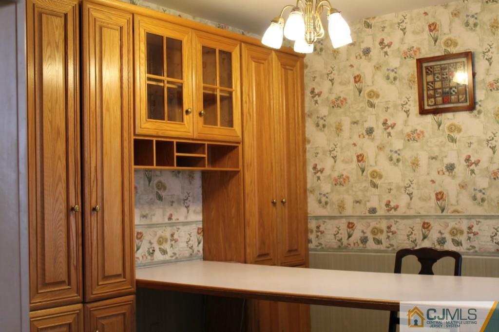 10 Greenwich Road Edison, NJ 08820 - Photo 9 of 25 a view of bathroom with a bathtub and shower