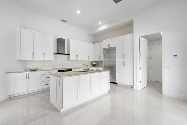 $1,385,000 | 16124 Villa Vizcaya Place, Delray Beach, FL 33446
