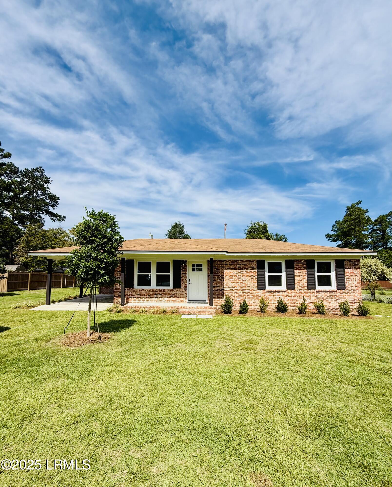 802 5th Street East Hampton, SC 29924 - Photo 1 of 14 IMG_5695
