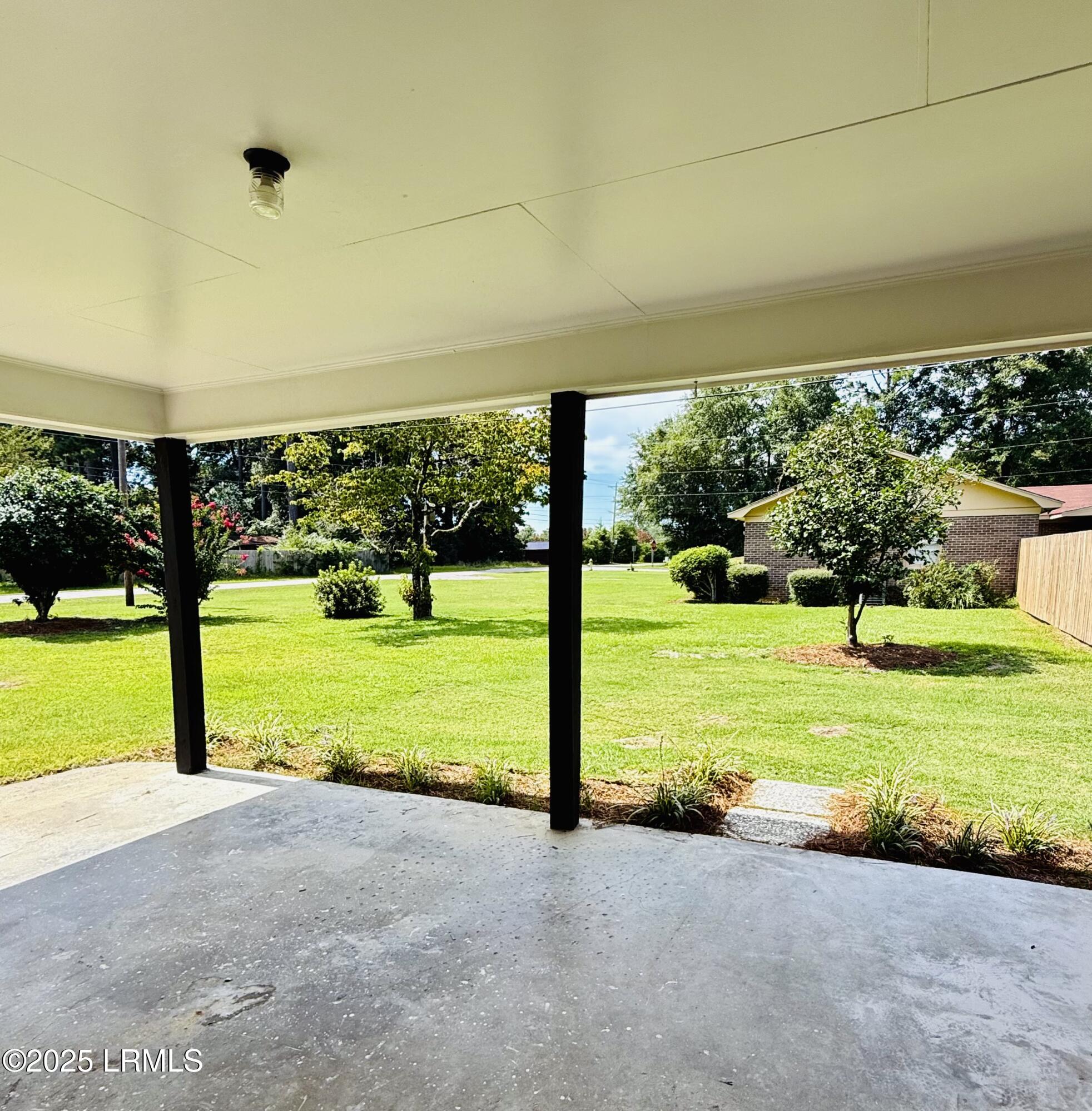802 5th Street East Hampton, SC 29924 - Photo 6 of 14 IMG_5700