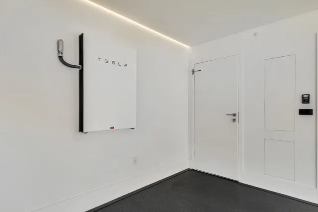 $1,398,888 | 33852 11th Street, Union City, CA 94587