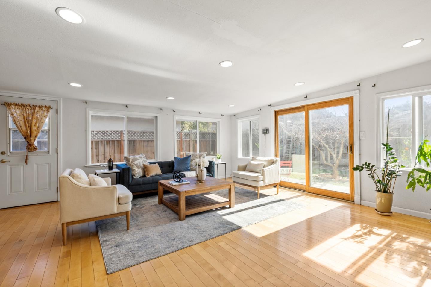 4710 Williams Road San Jose, CA 95129 - Photo 12 of 29 Gallery Image 12