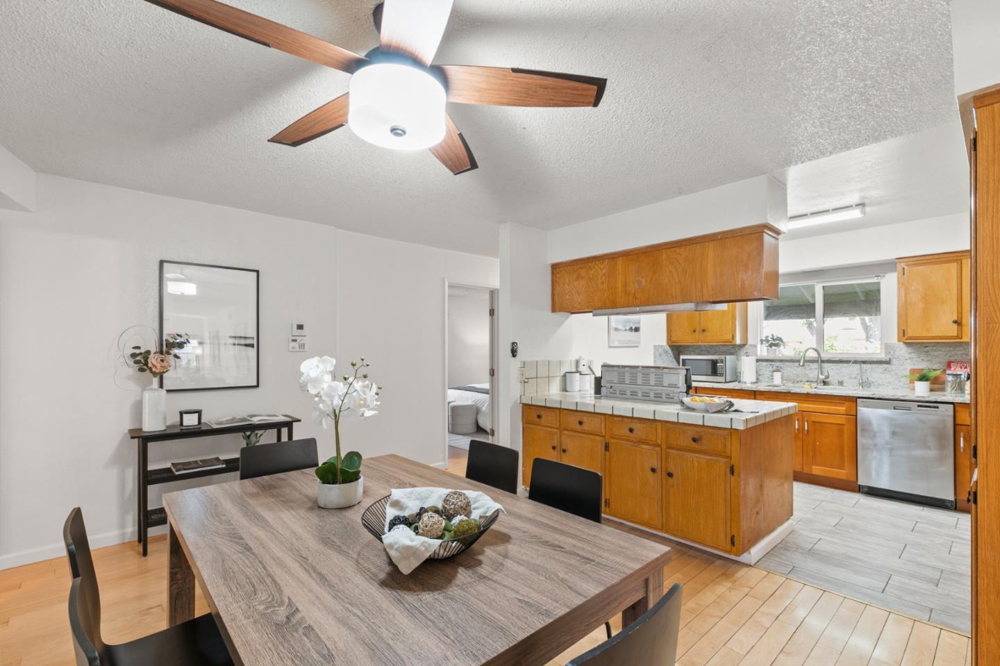 4710 Williams Road San Jose, CA 95129 - Photo 4 of 29 Gallery Image 4