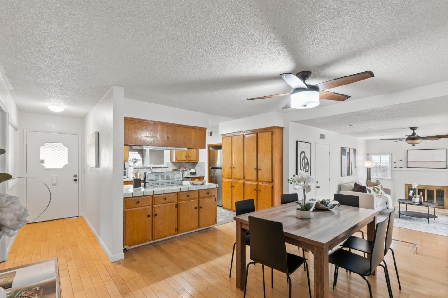 4710 Williams Road San Jose, CA 95129 - Photo 5 of 29 Gallery Image 5