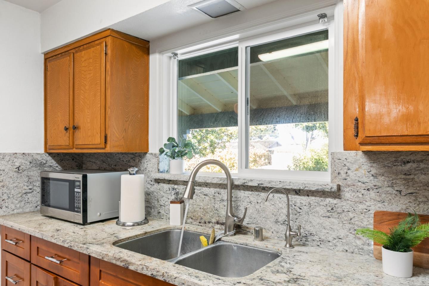4710 Williams Road San Jose, CA 95129 - Photo 7 of 29 Gallery Image 7