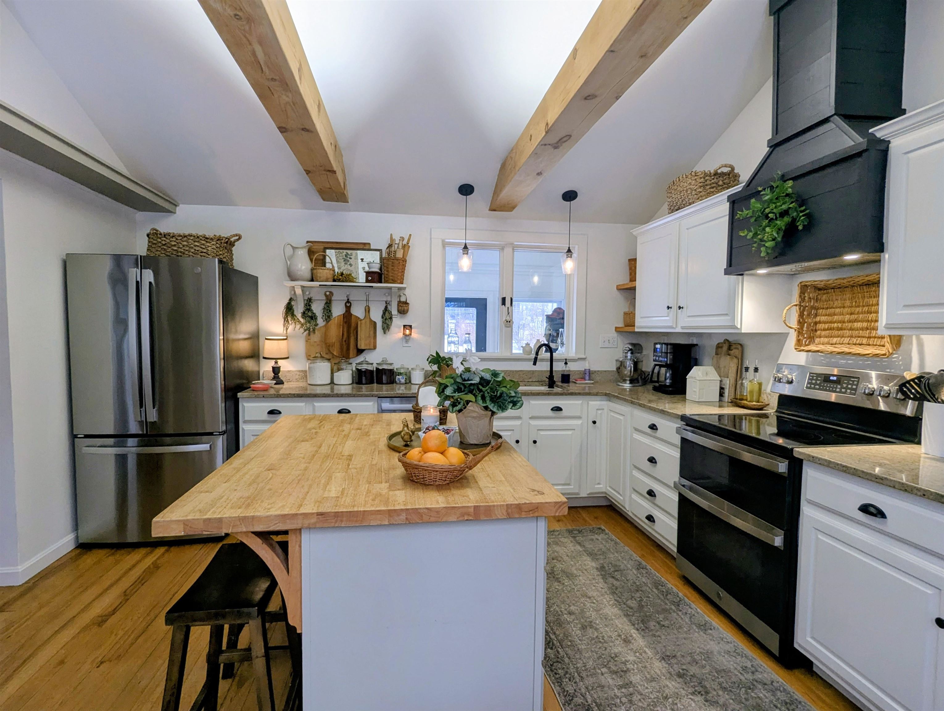 66 Old Jaffrey Road Peterborough, NH 03458 - Photo 18 of 42