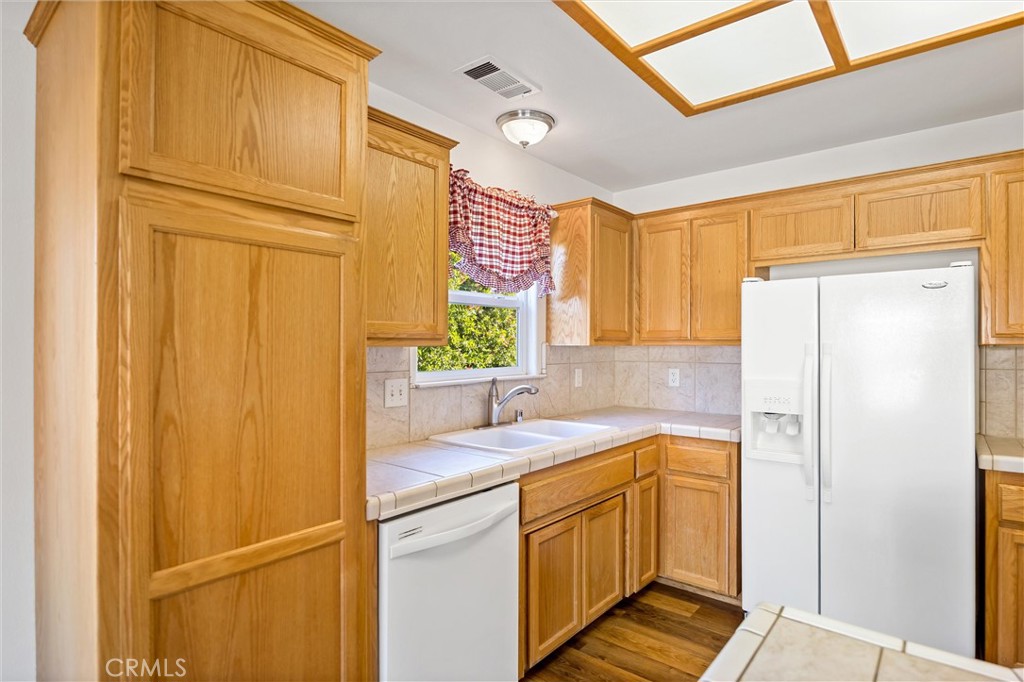 2010 Pebblestone Drive Red Bluff, CA 96080 - Photo 12 of 33