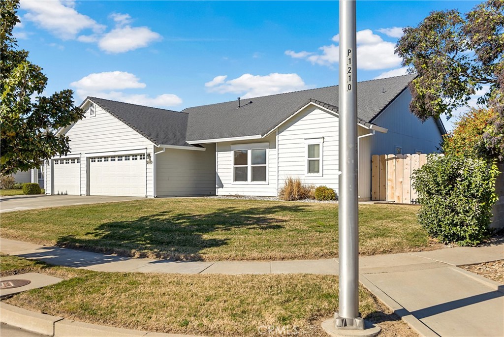 2010 Pebblestone Drive Red Bluff, CA 96080 - Photo 2 of 33