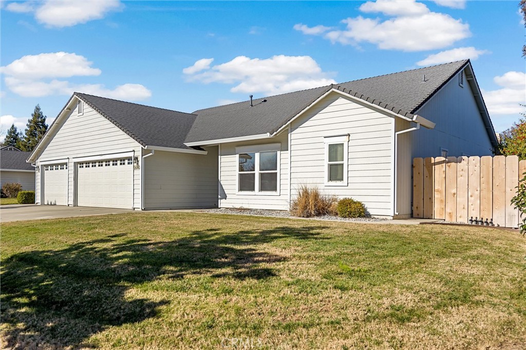 2010 Pebblestone Drive Red Bluff, CA 96080 - Photo 4 of 33